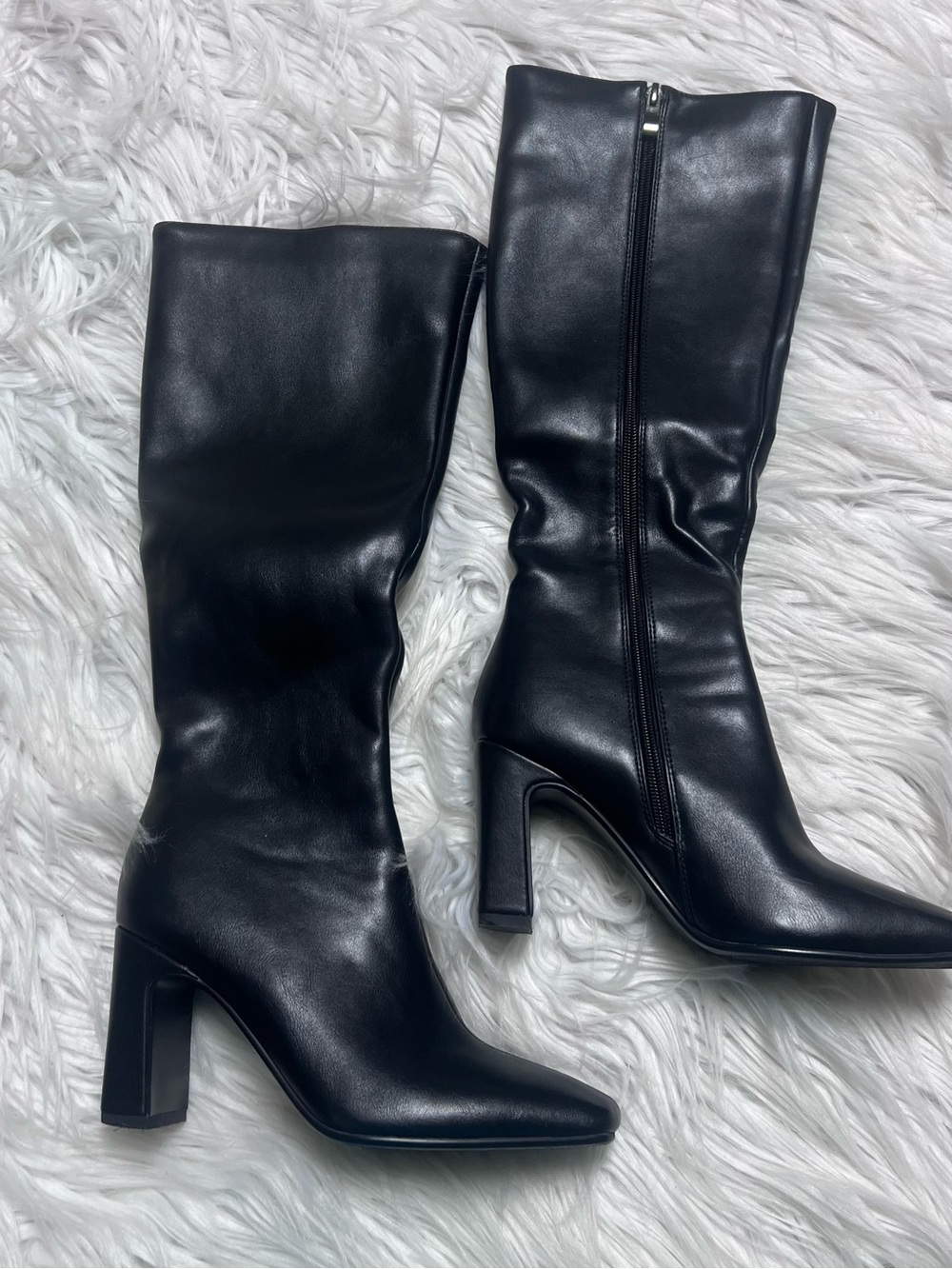 Black Mid-Calf Block Heel Boots